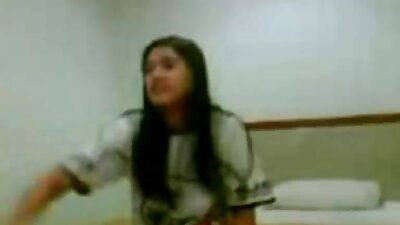 Rumaja ngora anca naék budak kabogoh anyarna